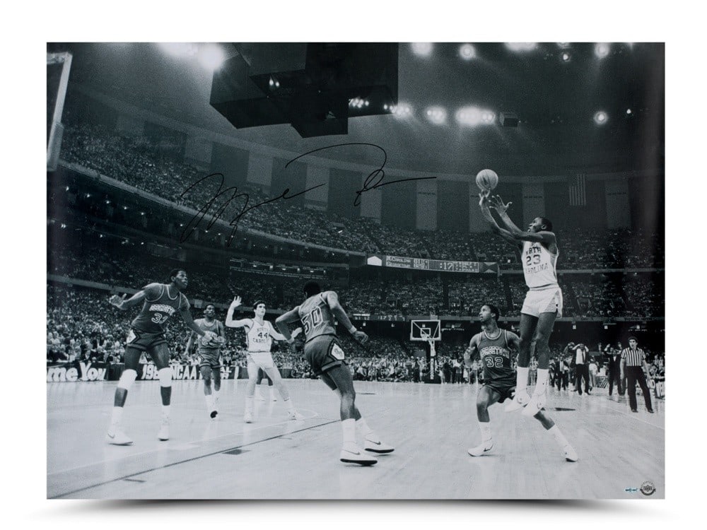 Michael Jordan Signed 30X40 Photo NCAA Championship Upper Deck Authenticated: Michael Jordan Signed 30X40 Photo NCAA Championship Upper Deck Authenticated Celebrate the legacy of basketball legend Michael Jordan with this stunning 30X40 jumbo photo capturing his iconic NCAA Cha