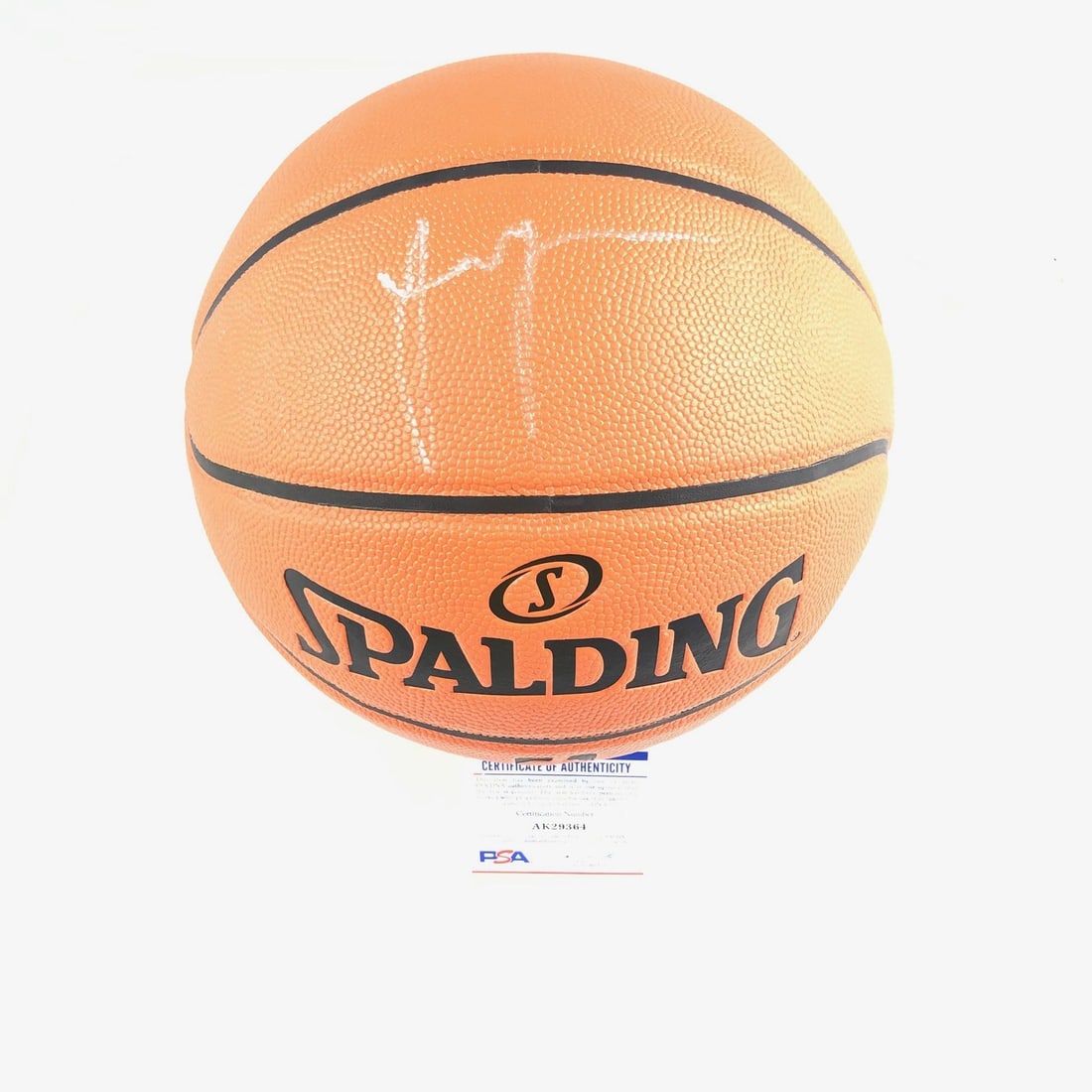 PSA DNA signed Spalding basketball by Jalen Green: PSA DNA signed Spalding basketball by Jalen Green This is a Spalding basketball autographed by Jalen Green of the Phoenix Suns. The signature has been authenticated by PSA/DNA. The item is pre-owned a