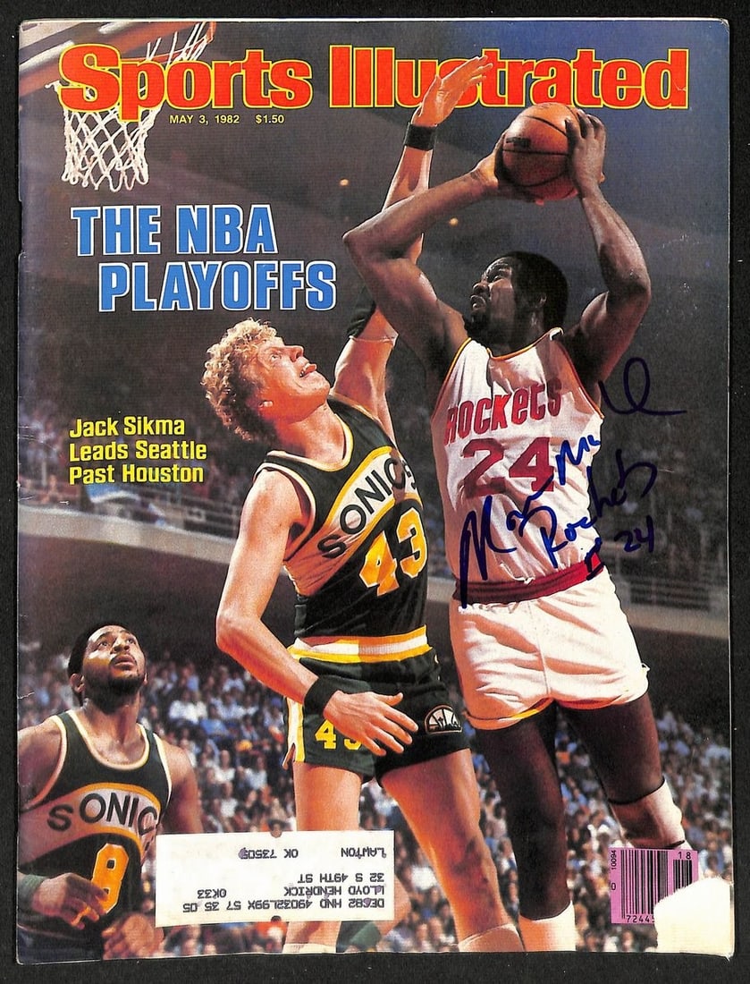 1982 Sports Illustrated Magazine Moses Malone Autograph Rockets PSA DNA (1 of 2)
