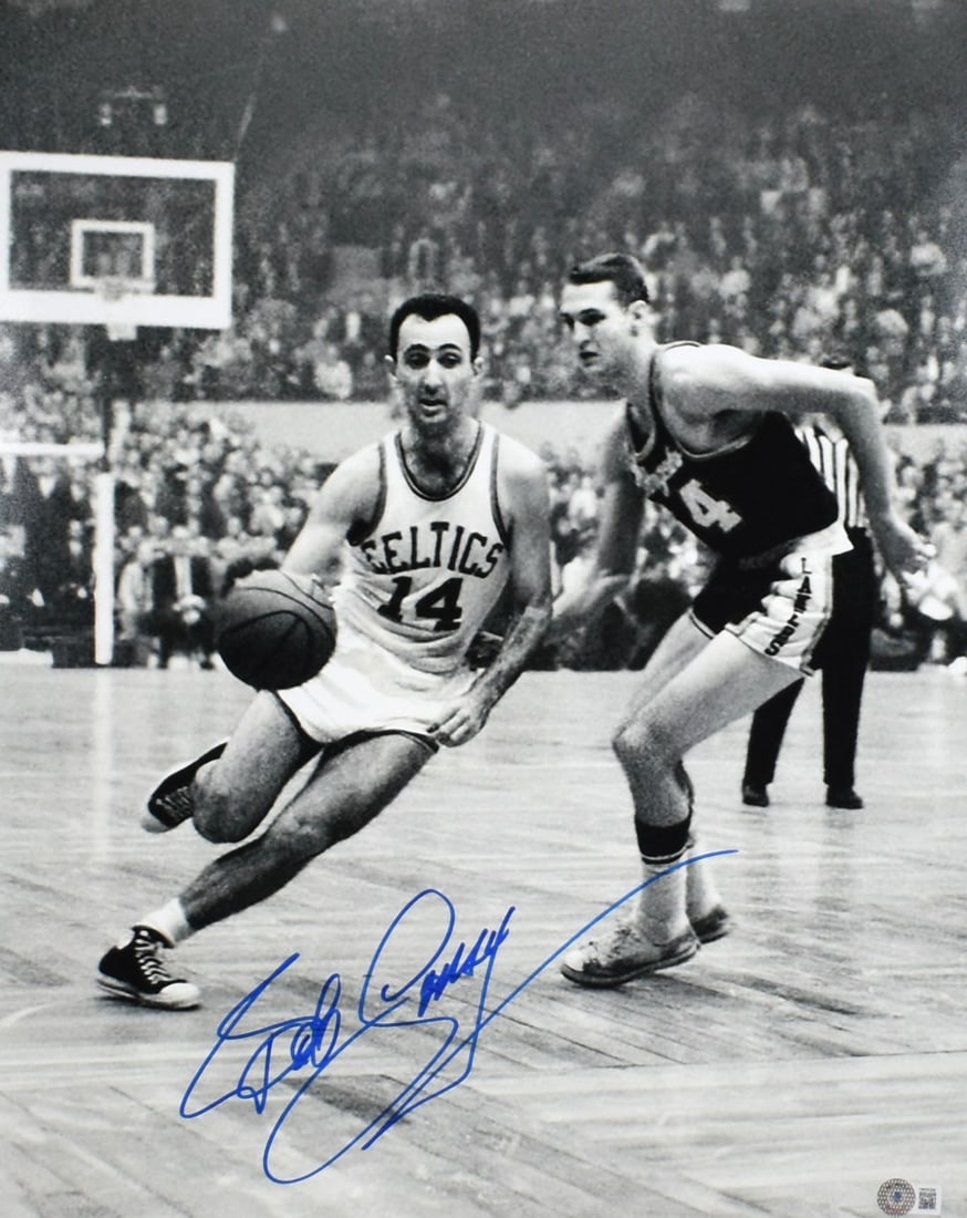 16x20 Photo Signed by Bob Cousy Boston Celtics Beckett W Hologram (1 of 2)