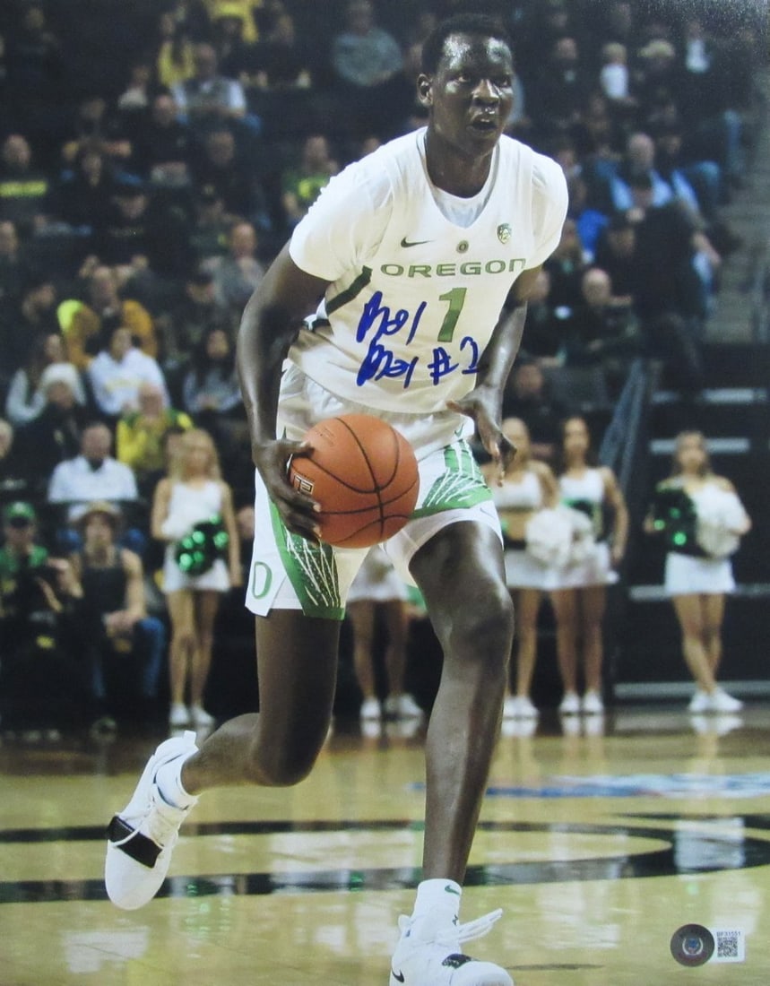 Bol Bol Signed 11x14 Basketball Photo University of Oregon BAS Beckett (1 of 3)