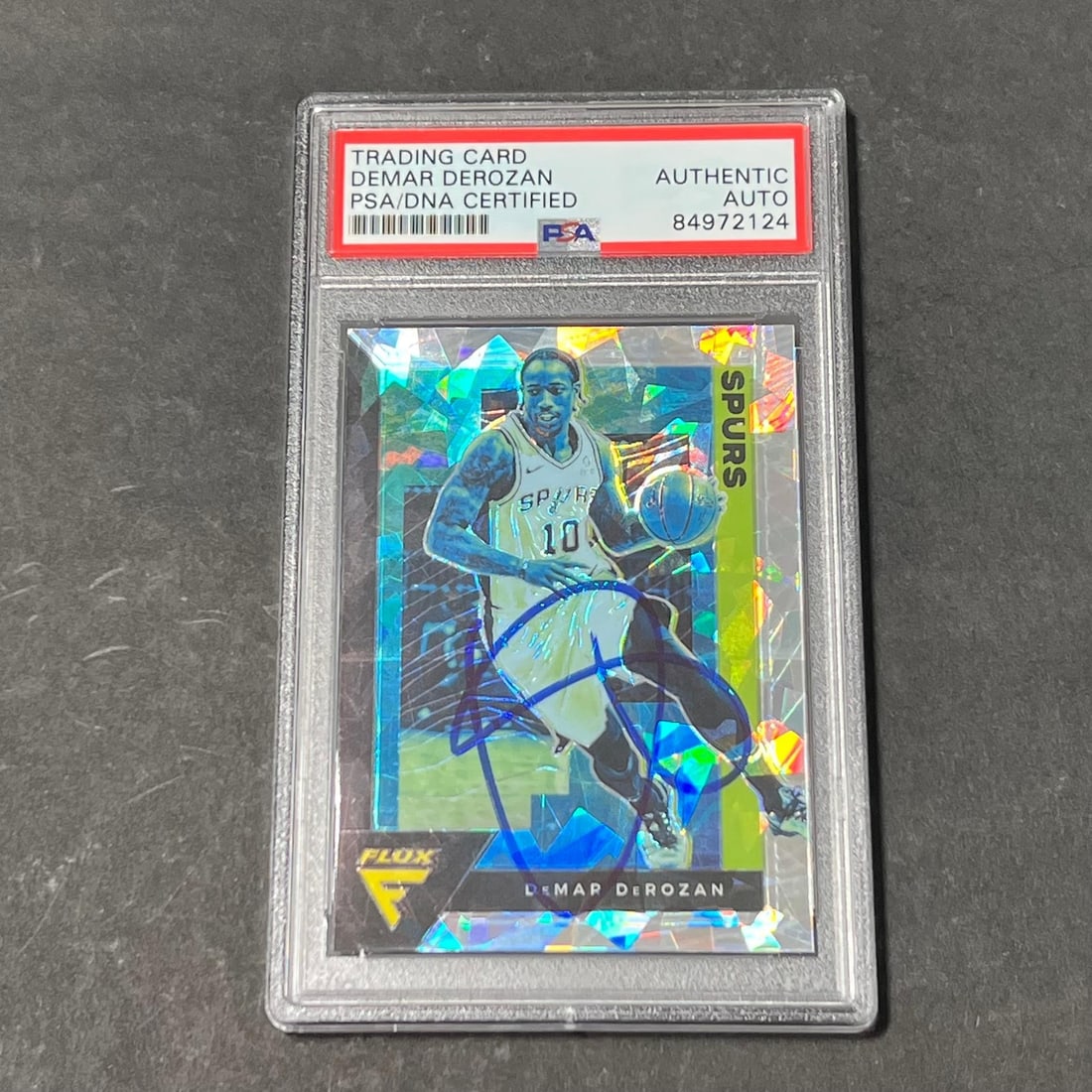 2020-21 Panini Prizm Flux #160 DeMar DeRozan Signed Card PSA Authenticated: 2020-21 Panini Prizm Flux #160 DeMar DeRozan Signed Card PSA Authenticated This is a 2020-21 Panini Prizm Flux #160 trading card featuring a bold autograph from DeMar DeRozan, the talented player know