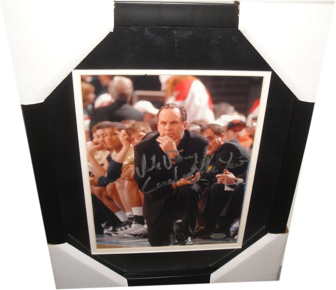 Autographed 8X10 Mike Brey Photo Steiner Sports Authenticated Notre Dame: Autographed 8X10 Mike Brey Photo Steiner Sports Authenticated Notre Dame This is an original 8x10 photo autographed by Mike Brey, recognized as Coach of the Year at Notre Dame. The autograph has been 