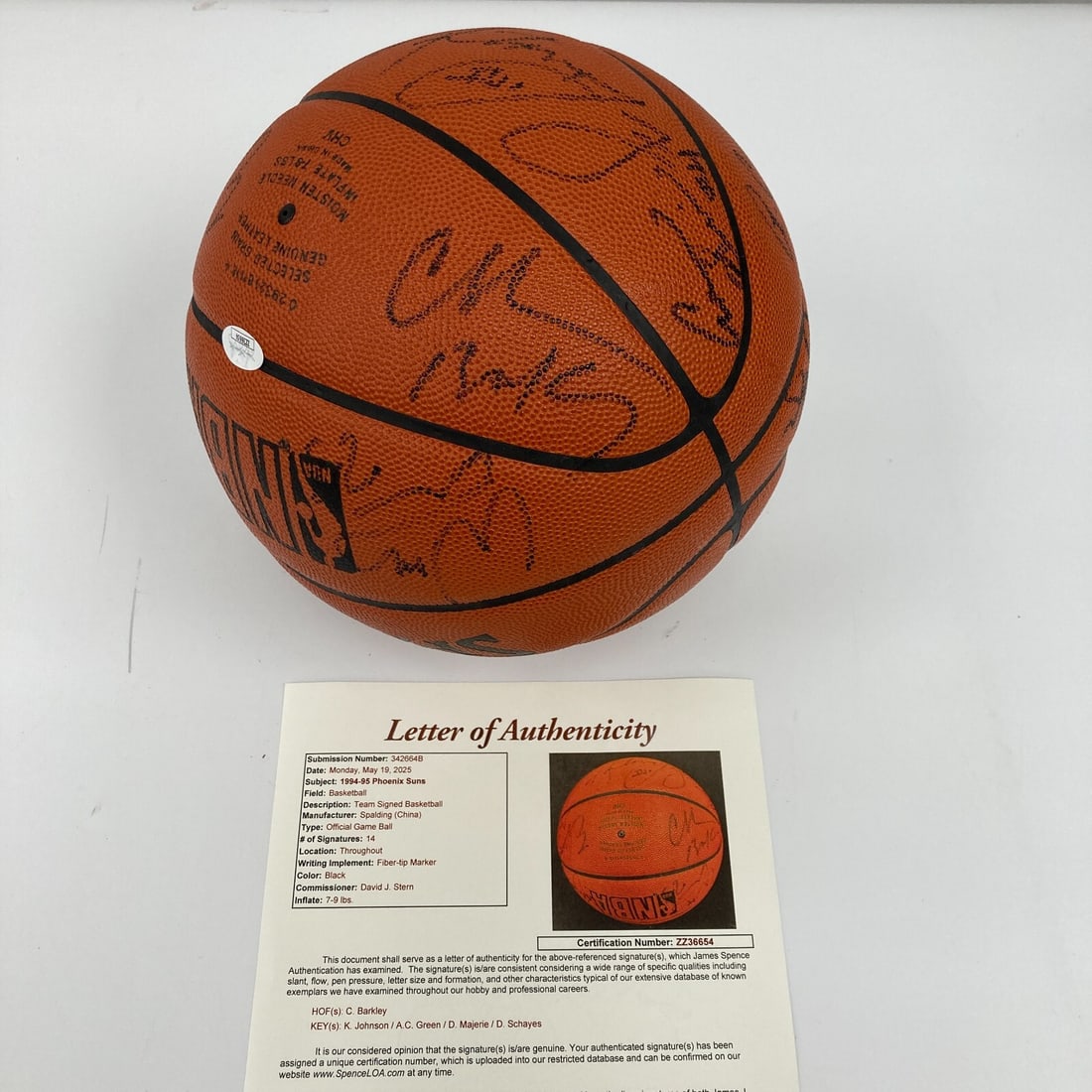 1994-1995 Phoenix Suns Team Signed Basketball with Barkley JSA COA: 1994-1995 Phoenix Suns Team Signed Basketball with Barkley JSA COA This is a 1994-1995 Phoenix Suns team signed Spalding official game basketball featuring 14 signatures, including that of NBA legend 