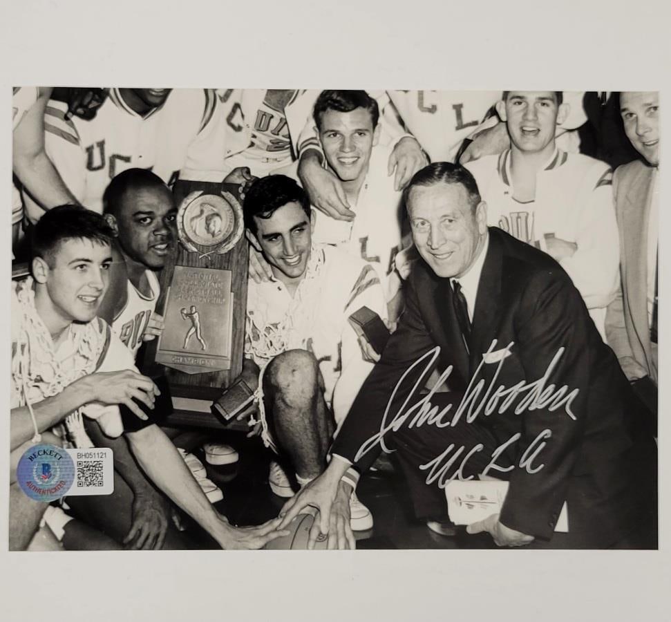 John Wooden Autographed 1963-64 NCAA Champs Photo Beckett BAS (1 of 3)
