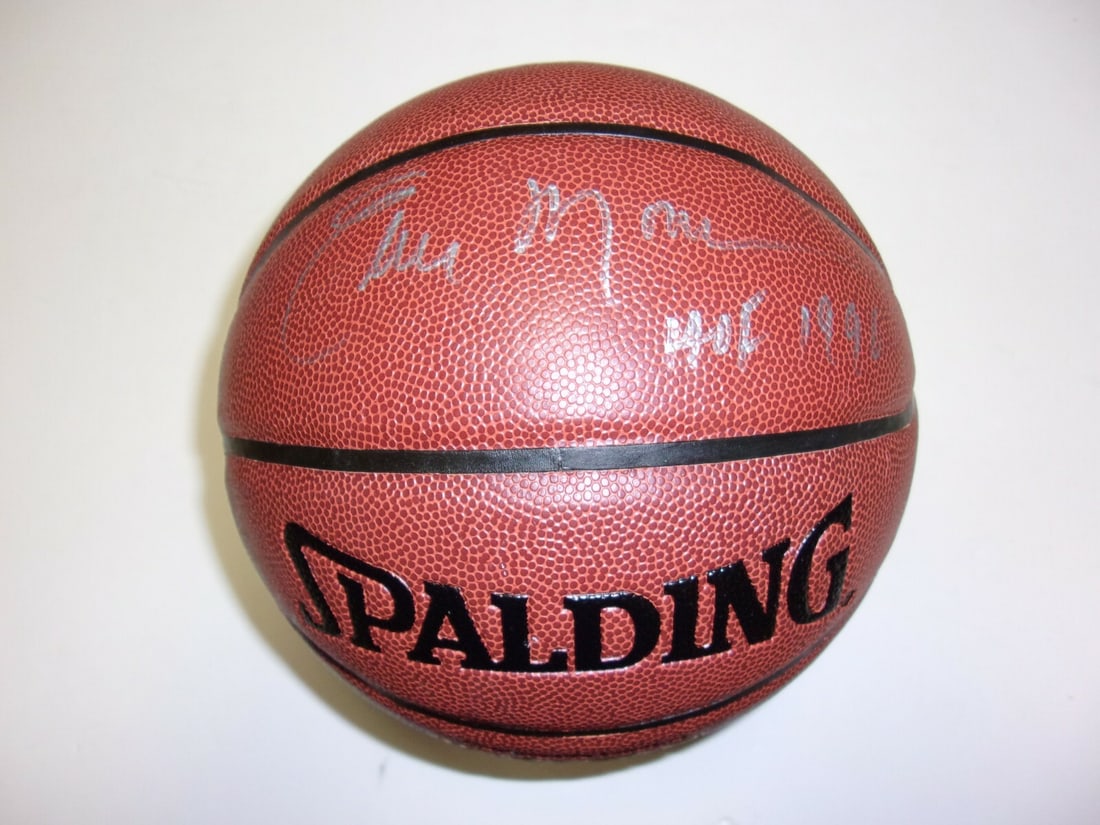 Spalding NBA Ball Earl Monroe Holo Signed (1 of 1)