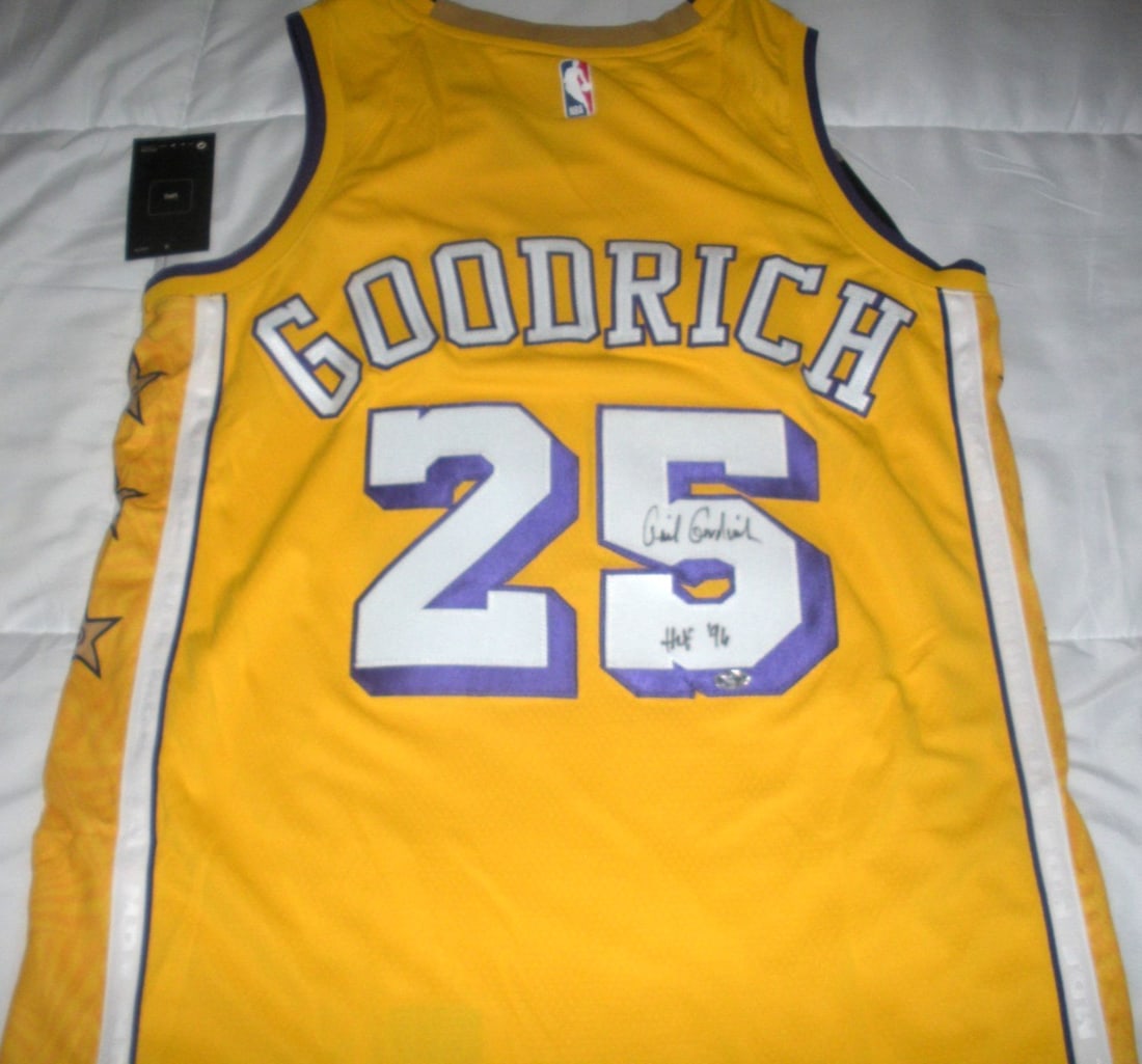 Signed Gail Goodrich Los Angeles Lakers Nike jersey with COA (1 of 3)