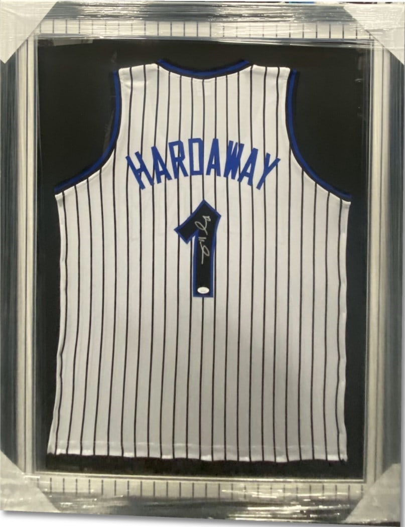 Penny Hardaway Autographed Jersey Custom Framed 35x43 JSA Certified Orlando Magic: Penny Hardaway Autographed Jersey Custom Framed 35x43 JSA Certified Orlando Magic This is an original, autographed jersey of Penny Hardaway, a prominent player for the Orlando Magic. The jersey is cus
