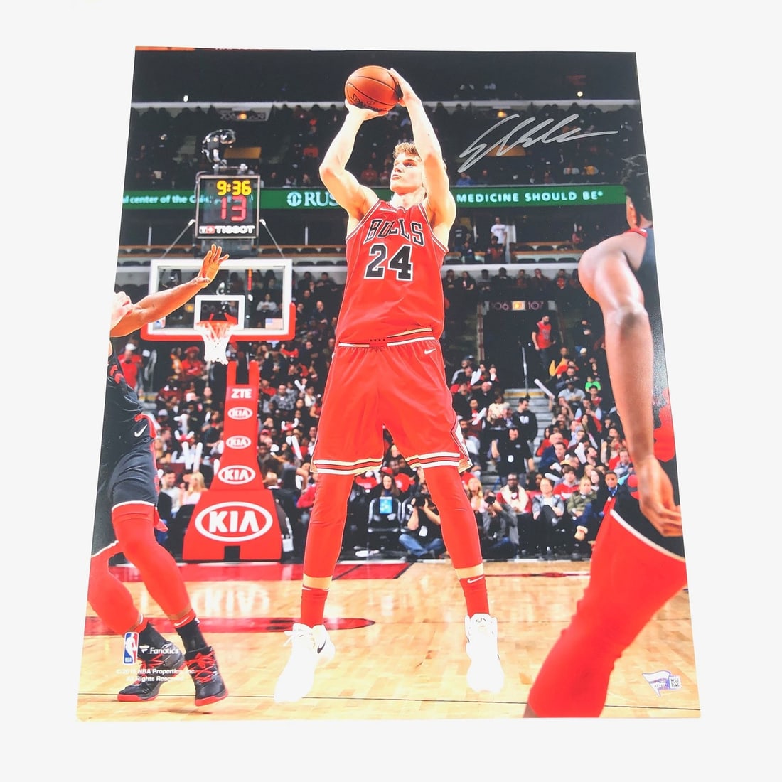 Lauri Markkanen Autographed 16x20 Photo Chicago Bulls Fanatics Authenticated (1 of 3)