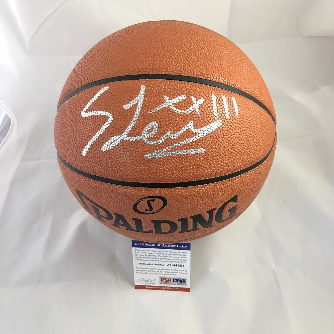 PSA DNA authenticated Scottie Lewis signed Spalding basketball (1 of 3)