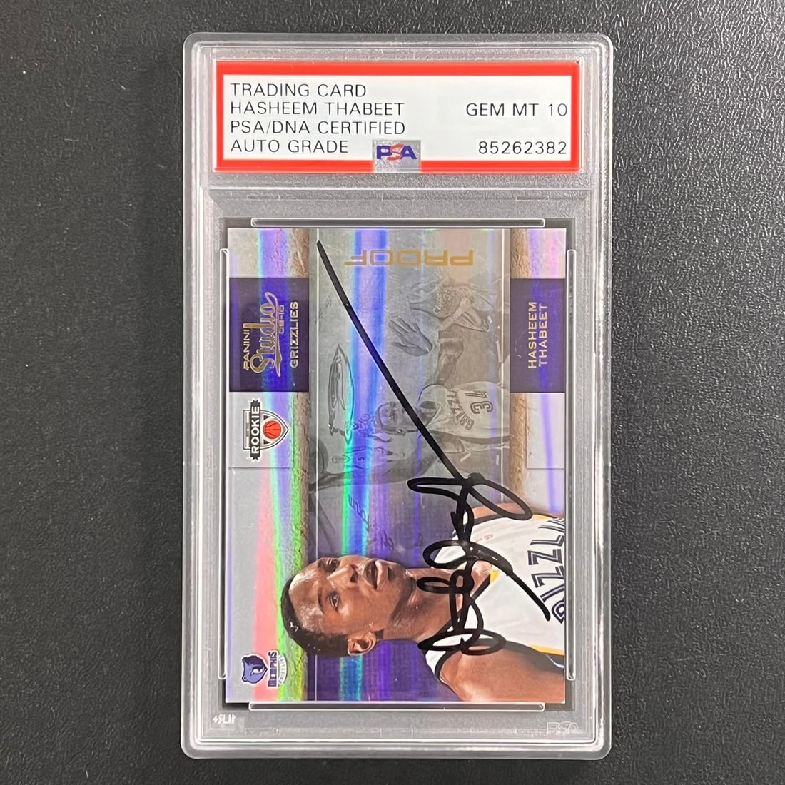 2010-11 Panini Studio #131 Hasheem Thabeet Signed Card PSA/DNA Grizzlies: 2010-11 Panini Studio #131 Hasheem Thabeet Signed Card PSA/DNA Grizzlies Offer an authentic 2010-11 Panini Studio #131 trading card featuring the signature of Hasheem Thabeet. This card has been authe