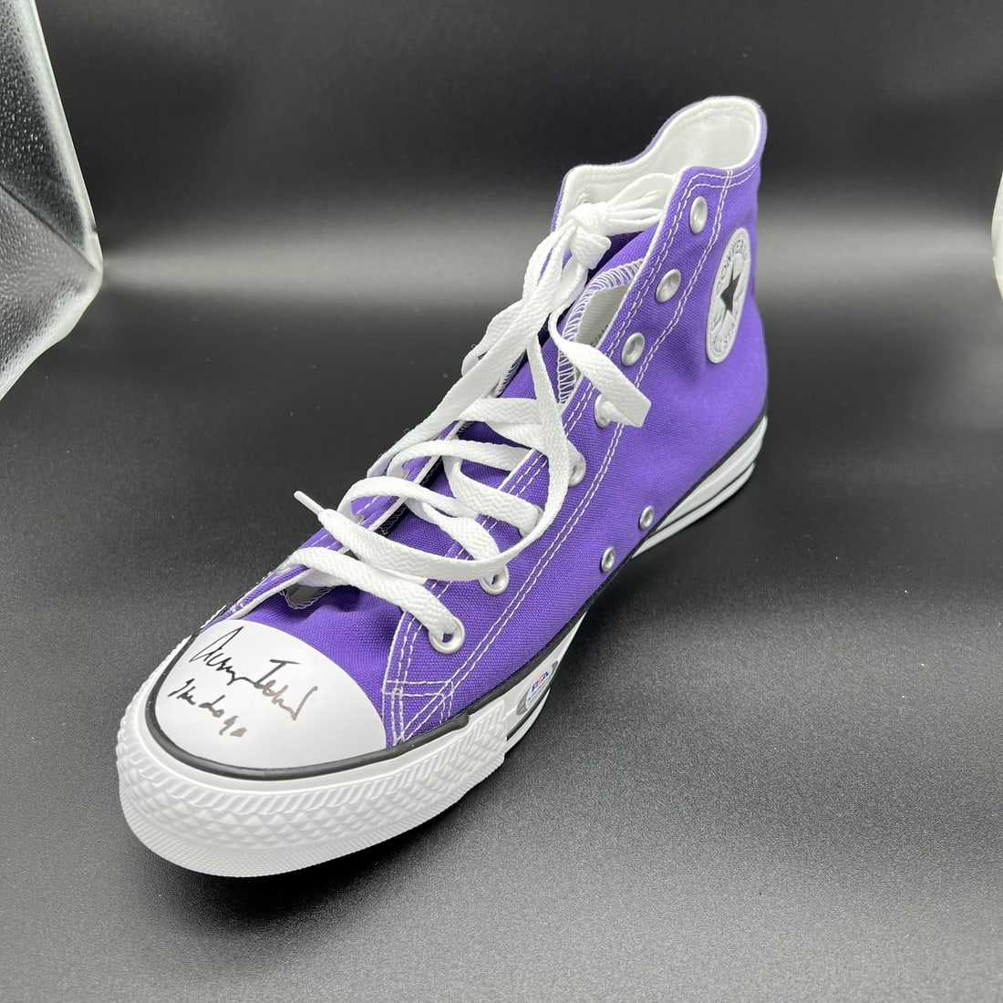 Jerry West Autographed Converse Chuck Taylor Shoe PSA/DNA Inscribed The Logo (1 of 4)