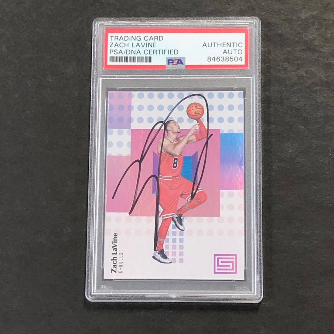 2017-18 Panini Status Zach LaVine Signed Card PSA Authenticated Bulls (1 of 2)