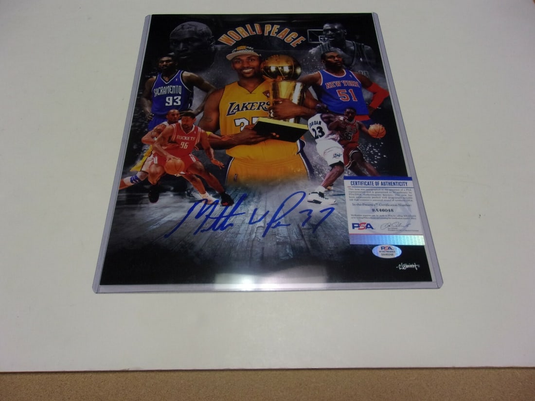 Signed 11x14 Lakers Photo Ron Artest Metta World Peace PSA DNA Authenticated: Signed 11x14 Lakers Photo Ron Artest Metta World Peace PSA DNA Authenticated This is an original 11x14 photograph signed by Ron Artest, also known as Metta World Peace, from the Los Angeles Lakers. Th