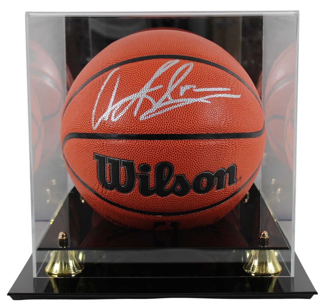 Dennis Rodman signed Wilson basketball Beckett witnessed with display case (1 of 4)