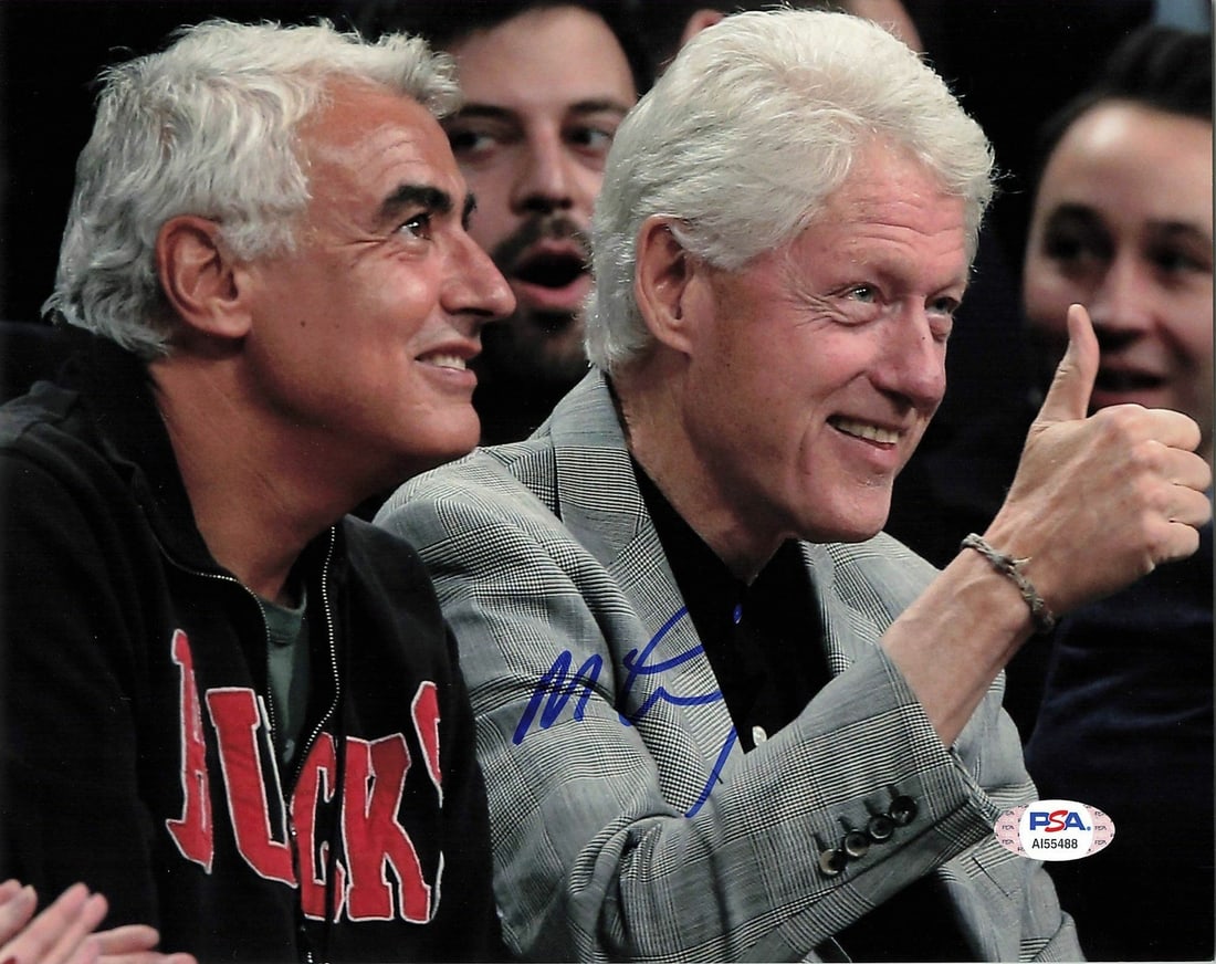 MARC LASRY Autographed 8x10 Photo PSA/DNA Milwaukee Bucks: MARC LASRY Autographed 8x10 Photo PSA/DNA Milwaukee Bucks This is a professionally printed 8x10 photograph autographed by Marc Lasry, the co-owner of the NBA's Milwaukee Bucks. The signature has been 
