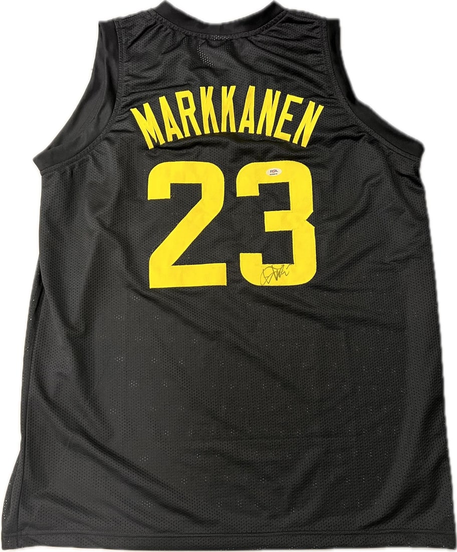 Lauri Markkanen PSA DNA autographed Utah Jazz stitched jersey: Lauri Markkanen PSA DNA autographed Utah Jazz stitched jersey This is a stitched Utah Jazz basketball jersey autographed by Lauri Markkanen. The autograph has been authenticated by PSA/DNA. The jersey