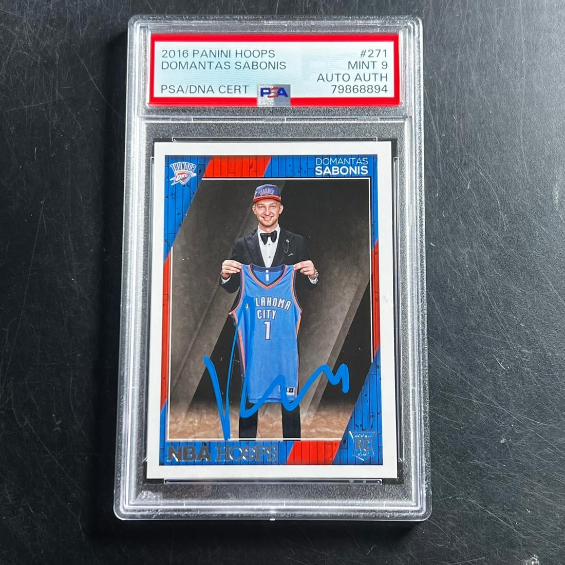 2016-17 NBA HOOPS #271 Domantas Sabonis Signed Card PSA 9: 2016-17 NBA HOOPS #271 Domantas Sabonis Signed Card PSA 9 This 2016-17 NBA HOOPS #271 card features a bold autograph from Domantas Sabonis, who made a name for himself with the Oklahoma City Thunder. 
