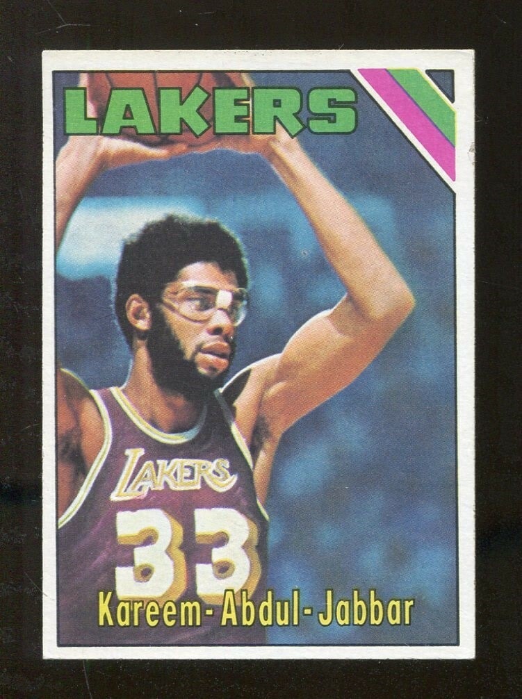 Kareem Abdul Jabbar 1975-76 Topps #90 Basketball Card Original: Kareem Abdul Jabbar 1975-76 Topps #90 Basketball Card Original This is a 1975-76 Topps #90 basketball trading card featuring Kareem Abdul Jabbar, a legendary NBA player. It is an original card from
