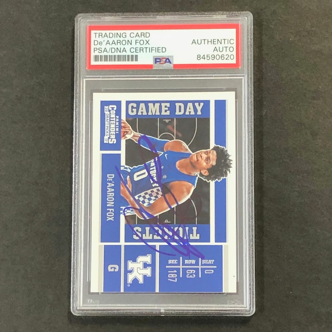 PSA Slabbed De'Aaron Fox Signed Panini Contenders #7 Kentucky Basketball Card (1 of 2)