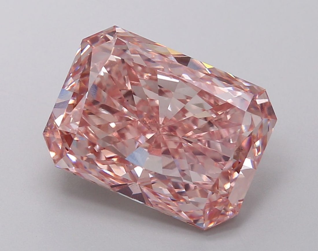 Loose Diamond - RADIANT 7.0ct Fancy Vivid Pink VS2: Loose Diamond - RADIANT 7.0ct Fancy Vivid Pink VS2 Source: This is a real non-mined Diamond that has been grown in a lab Shape: RADIANT Carats: 7.0 Color: Fancy Vivid Pink Certification: IGI Video:
