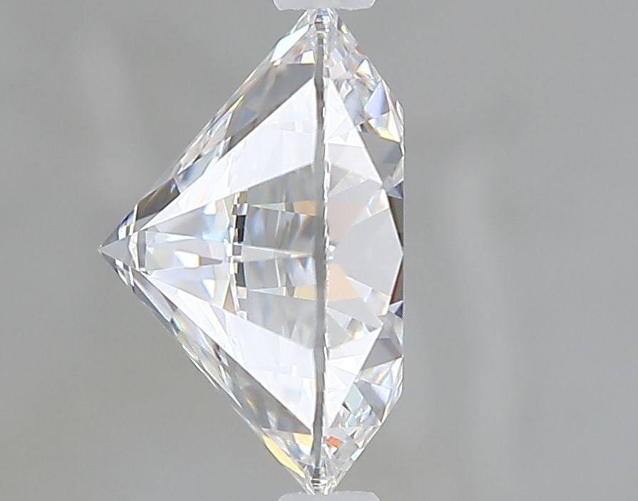 Loose Diamond - ROUND 2.62ct D VVS2: Loose Diamond - ROUND 2.62ct D VVS2 Source: This is a real non-mined Diamond that has been grown in a lab Shape: ROUND Carats: 2.62 Color: D Clarity: VVS2 Certification: GIA Video: