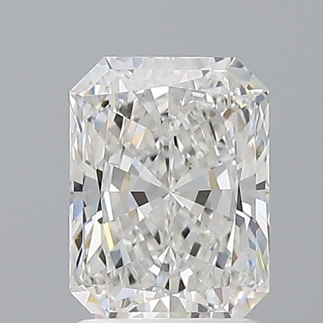 Loose Diamond - RADIANT 1.6ct E VVS2: Loose Diamond - RADIANT 1.6ct E VVS2 Source: This is a real non-mined Diamond that has been grown in a lab Shape: RADIANT Carats: 1.6 Color: E Clarity: VVS2 Certification: IGI Video: