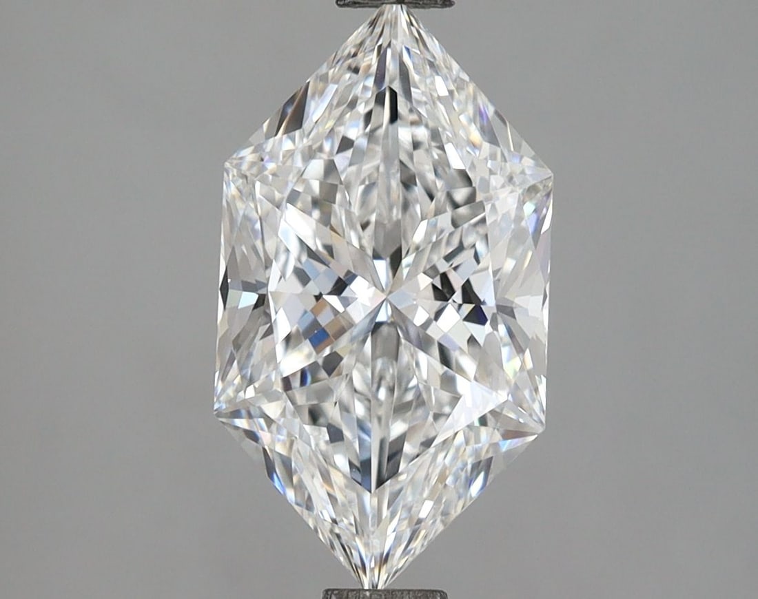 Loose Diamond - HEXAGONAL 3.94ct E VVS2: Loose Diamond - HEXAGONAL 3.94ct E VVS2 Source: This is a real non-mined Diamond that has been grown in a lab Shape: HEXAGONAL Carats: 3.94 Color: E Clarity: VVS2 Certification: IGI Video: