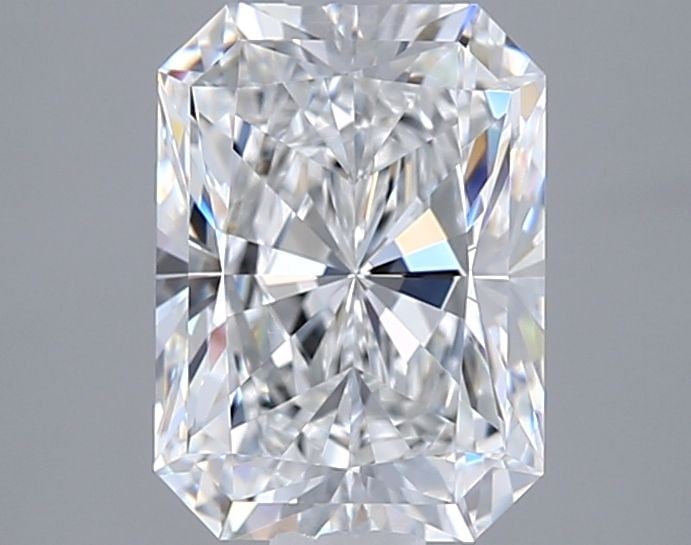 Loose Diamond - RADIANT 2.31ct E VVS1: Loose Diamond - RADIANT 2.31ct E VVS1 Source: This is a real non-mined Diamond that has been grown in a lab Shape: RADIANT Carats: 2.31 Color: E Clarity: VVS1 Certification: GIA Video: