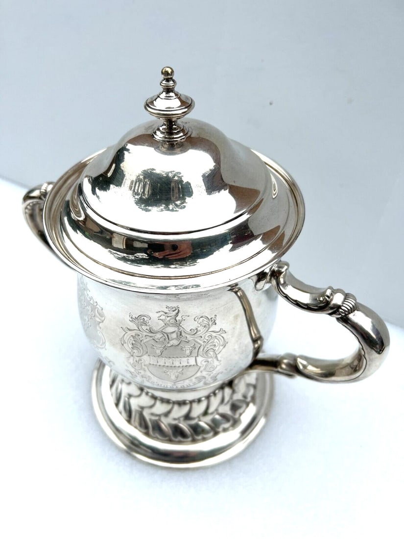 Antique 1885 Tiffany & Co Sterling Silver Presentation Cup Art Nouveau: Antique 1885 Tiffany & Co Sterling Silver Presentation Cup Art Nouveau Presenting a stunning 1885 Tiffany & Co. sterling silver presentation cup, crafted in the exquisite Art Nouveau style. This cup f