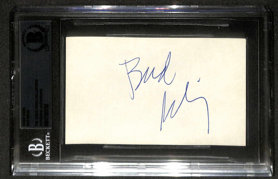 Beckett Certified Bud Selig Signed 3x5 Index Card: Beckett Certified Bud Selig Signed 3x5 Index Card This is a 3x5 index card signed by Bud Selig, the former Commissioner of Major League Baseball. The autograph has been authenticated and encapsulated 