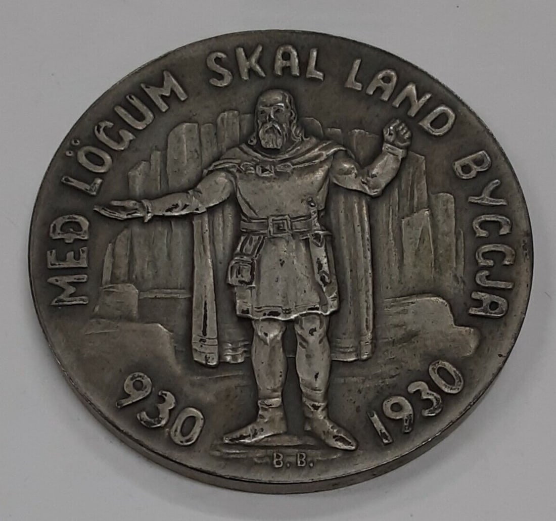 Uncirculated Iceland 5 Kronur 1930 Silver Commemorative Coin With Original Box: Uncirculated Iceland 5 Kronur 1930 Silver Commemorative Coin With Original Box This 1930 Iceland 5 Kronur commemorative coin is struck in 0.925 fine silver to mark the 1000th anniversary of the Althin