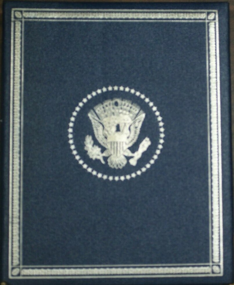36 Franklin Mint presidential sterling silver proof coins: 36 Franklin Mint presidential sterling silver proof coins This set includes 36 Franklin Mint Presidents proof coins, each crafted in sterling silver. These coins are uncirculated and originate from th