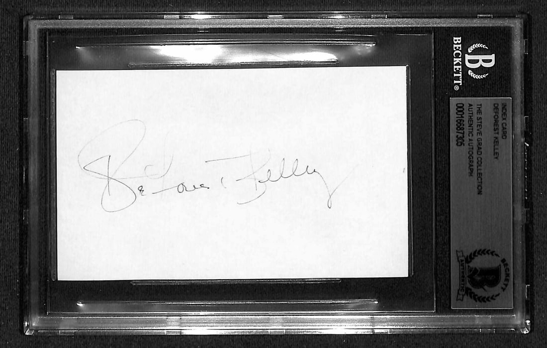 DeForest Kelley Autographed 3x5 Card Beckett Authenticated Star Trek Bones: DeForest Kelley Autographed 3x5 Card Beckett Authenticated Star Trek Bones This is an original 3x5 index card autographed by DeForest Kelley, known for his role as Leonard McCoy in Star Trek. The sign