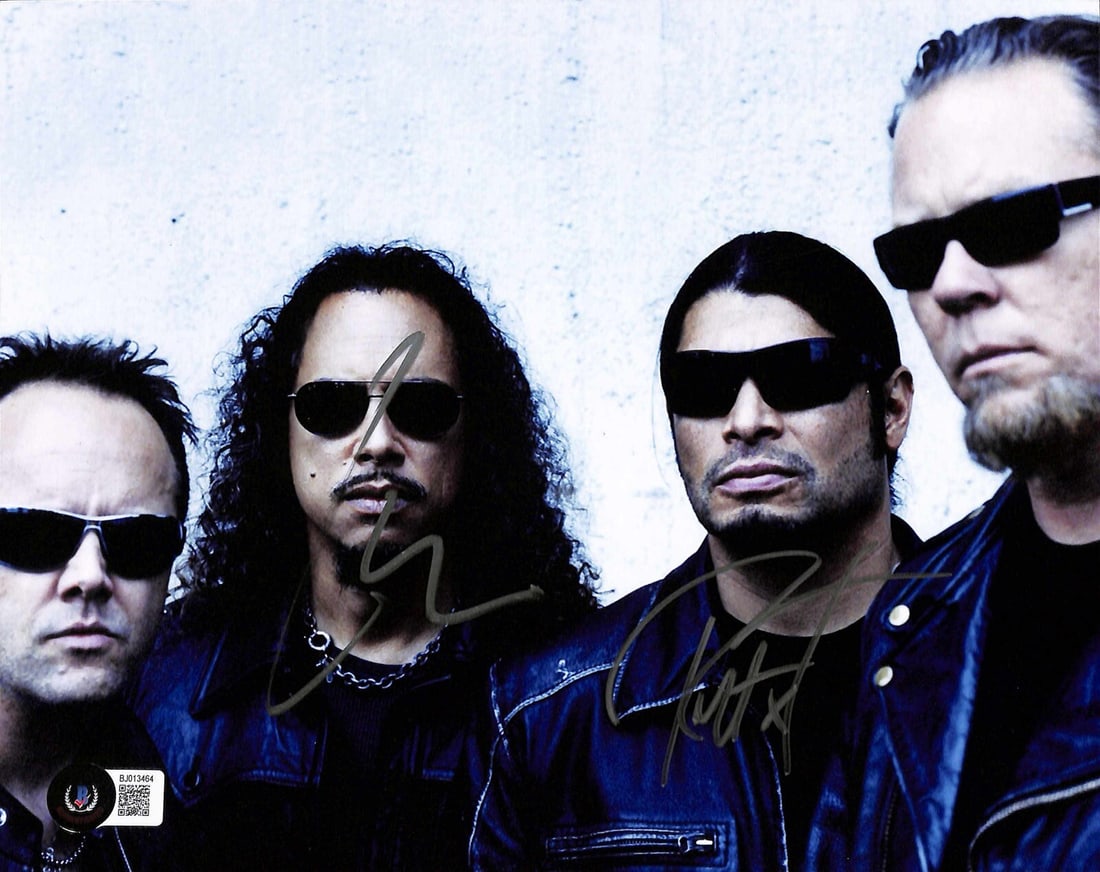 8x10 Photograph Signed by Lars Ulrich and Robert Trujillo Beckett Authenticated: 8x10 Photograph Signed by Lars Ulrich and Robert Trujillo Beckett Authenticated This is an original 8x10 photograph autographed by Lars Ulrich and Robert Trujillo of Metallica. Both signatures are in 