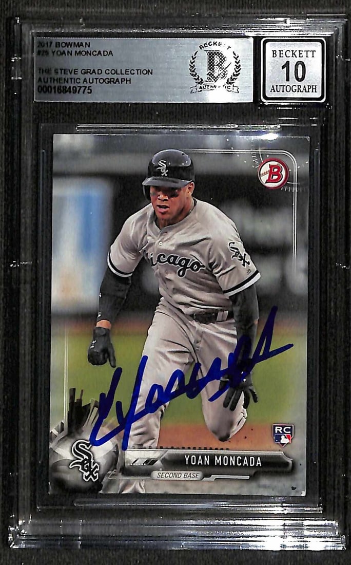 Yoan Moncada 2017 Bowman #25 Signed Auto Grade 10 Beckett: Yoan Moncada 2017 Bowman #25 Signed Auto Grade 10 Beckett This is a highly collectible autographed sports trading card featuring Yoan Moncada, the Chicago White Sox second baseman. The card is a 2017 