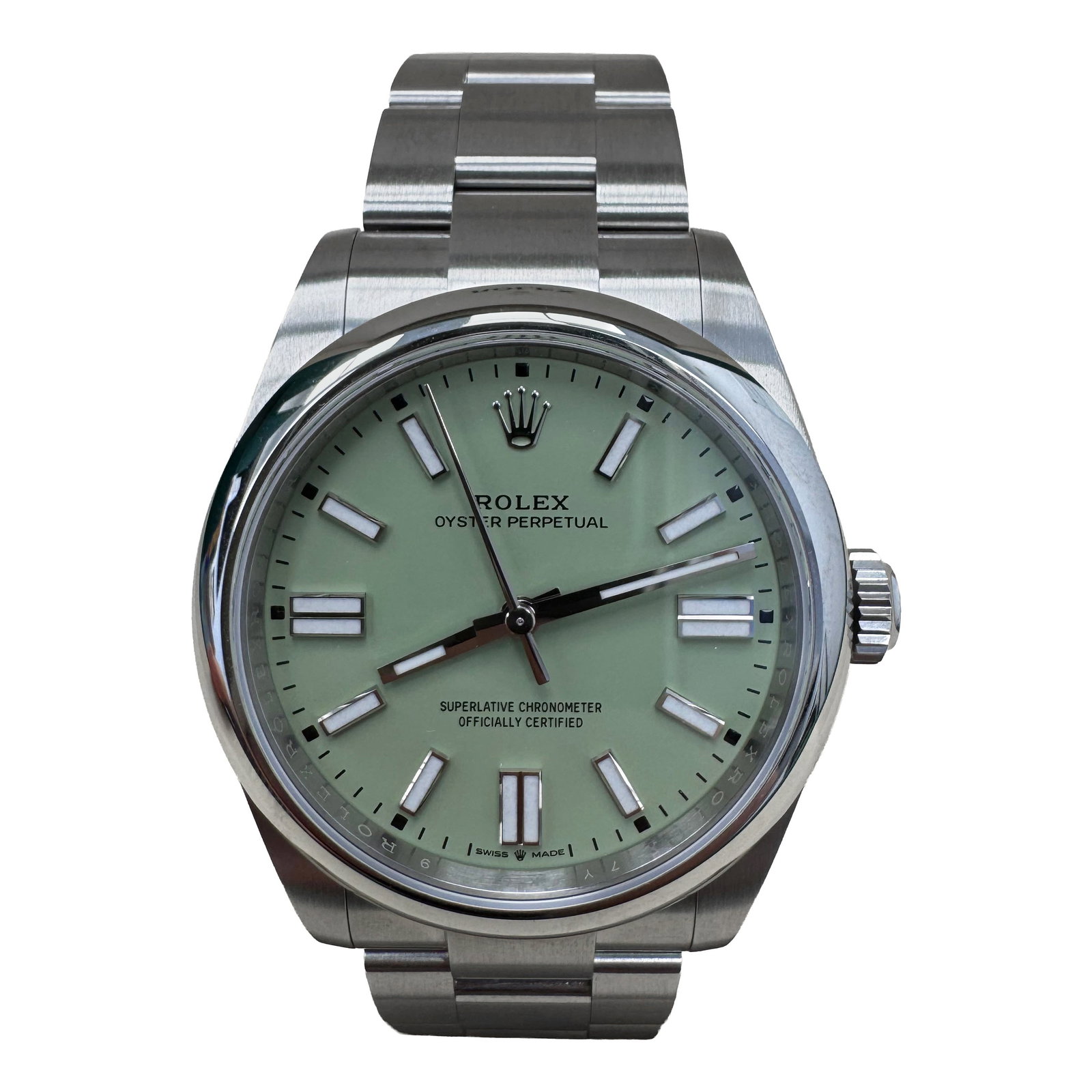 Rolex Oyster Perpetual 41mm Stainless Steel Watch Pistachio Green Dial 2025: Rolex Oyster Perpetual 41mm Stainless Steel Watch Pistachio Green Dial 2025 This Rolex Oyster Perpetual features a 41mm stainless steel case paired with a matching stainless steel strap. It is equippe