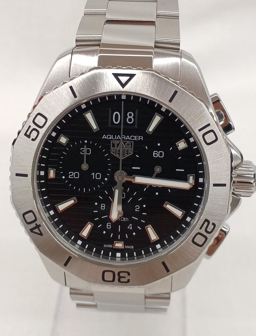 Mens Swiss Wristwatch TAG Heuer Aquaracer Professional 200 CBP1110.BA0627: Mens Swiss Wristwatch TAG Heuer Aquaracer Professional 200 CBP1110.BA0627 TAG Heuer Aquaracer Professional 200 men's wristwatch. This pre-owned watch is from Switzerland and is identified as a TAG Heu