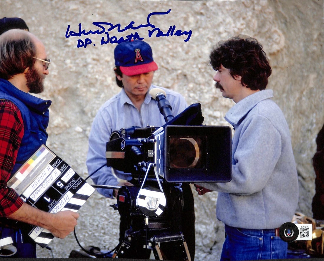 8x10 Photo Signed by Hiro Narita Star Wars Return of the Jedi Beckett Authenticated: 8x10 Photo Signed by Hiro Narita Star Wars Return of the Jedi Beckett Authenticated This is an original 8x10 color photograph signed by Hiro Narita, who served as the 2nd Unit Director of Photography 