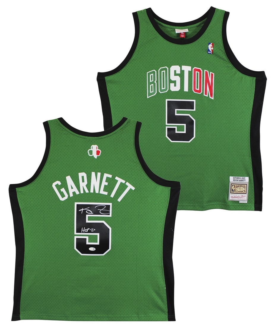 Kevin Garnett signed Celtics Kelly Green Mitchell Ness jersey JSA HOF 20 XL: Kevin Garnett signed Celtics Kelly Green Mitchell Ness jersey JSA HOF 20 XL This pre-owned Kelly Green Mitchell & Ness Hardwood Classics Swingman Jersey features the Boston Celtics and has been person