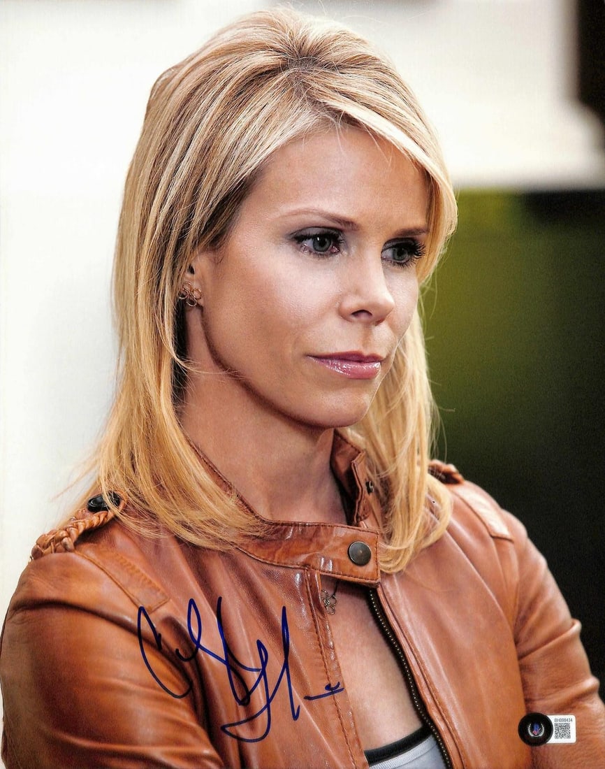 Beckett Authenticated Cheryl Hines 11x14 Signed Photo: Beckett Authenticated Cheryl Hines 11x14 Signed Photo This 11x14 photograph features a hand-signed autograph by actress and comedian Cheryl Hines, best known for her role as Cheryl David on HBO's "Cur