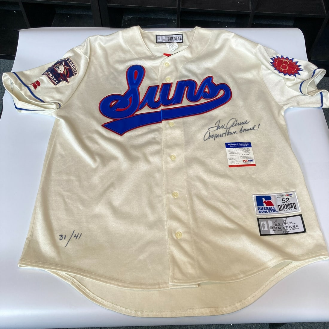 Tom Seaver Signed 1966 Jacksonville Suns Jersey PSA DNA COA #31/41: Tom Seaver Signed 1966 Jacksonville Suns Jersey PSA DNA COA #31/41 Celebrate the legacy of baseball legend Tom Seaver with this original 1966 Jacksonville Suns Minor League jersey. Beautifully signed 