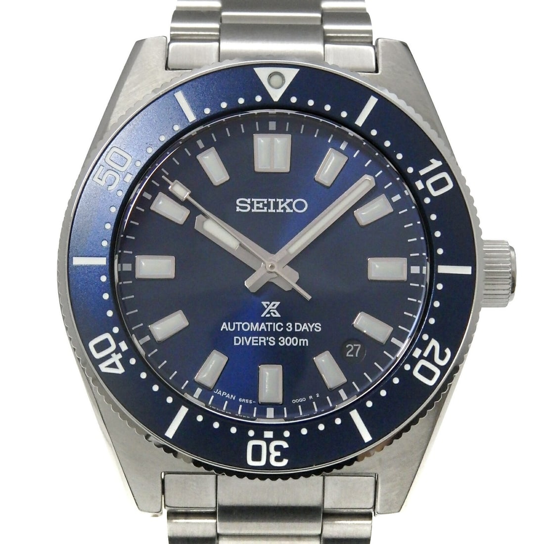 Seiko Prospex SBDC195 Men's Blue Dial Diver Wristwatch: Seiko Prospex SBDC195 Men's Blue Dial Diver Wristwatch This Seiko Prospex Diver's Scuba SBDC195 men's wristwatch features a striking blue dial and is powered by the reliable 6R35 movement. Designed fo