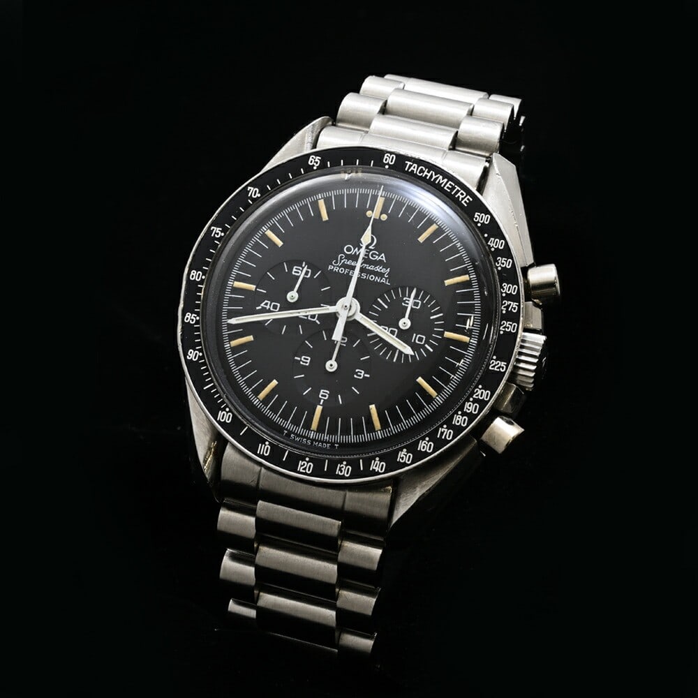 Omega Speedmaster Cal 861 Men's Wristwatch: Omega Speedmaster Cal 861 Men's Wristwatch This is an OMEGA Speedmaster REF.ST145.022 men's wristwatch, featuring the CAL.861 movement. Made in Switzerland, this pre-owned timepiece combines classic d