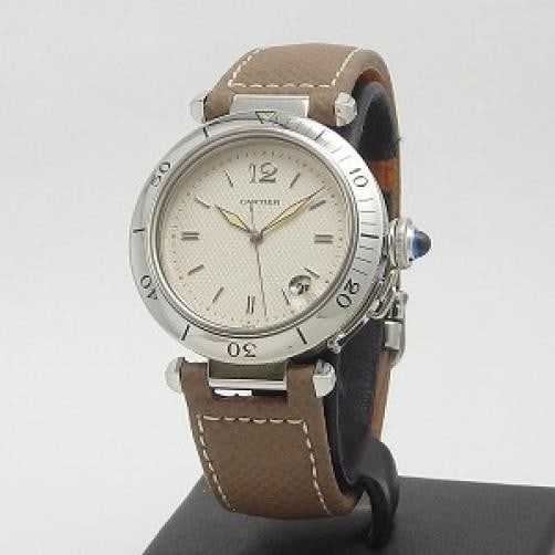 Cartier Pasha 38mm Automatic Stainless Steel Cream Dial Men's Watch: Cartier Pasha 38mm Automatic Stainless Steel Cream Dial Men's Watch This is a pre-owned Cartier Pasha 38mm Automatic wristwatch featuring a stainless steel case and a cream dial, designed for men. The