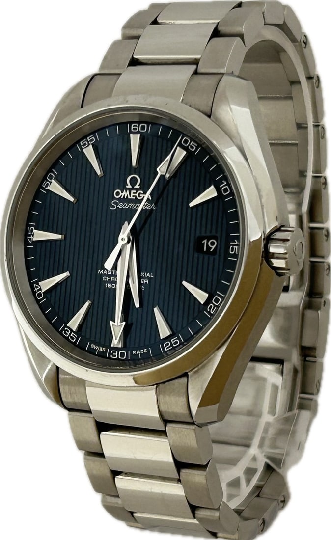 Omega Aqua Terra 150M Automatic Blue Dial Men's Wristwatch: Omega Aqua Terra 150M Automatic Blue Dial Men's Wristwatch This is an Omega Seamaster Aqua Terra 150M wristwatch featuring an automatic movement and a striking blue dial. Designed for men, this pre-ow