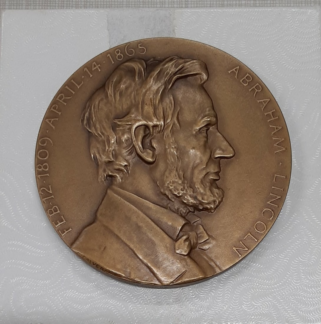 Bronze 1934 Lincoln High Relief Medal 2.75 Inch With Original Advertisement (1 of 7)