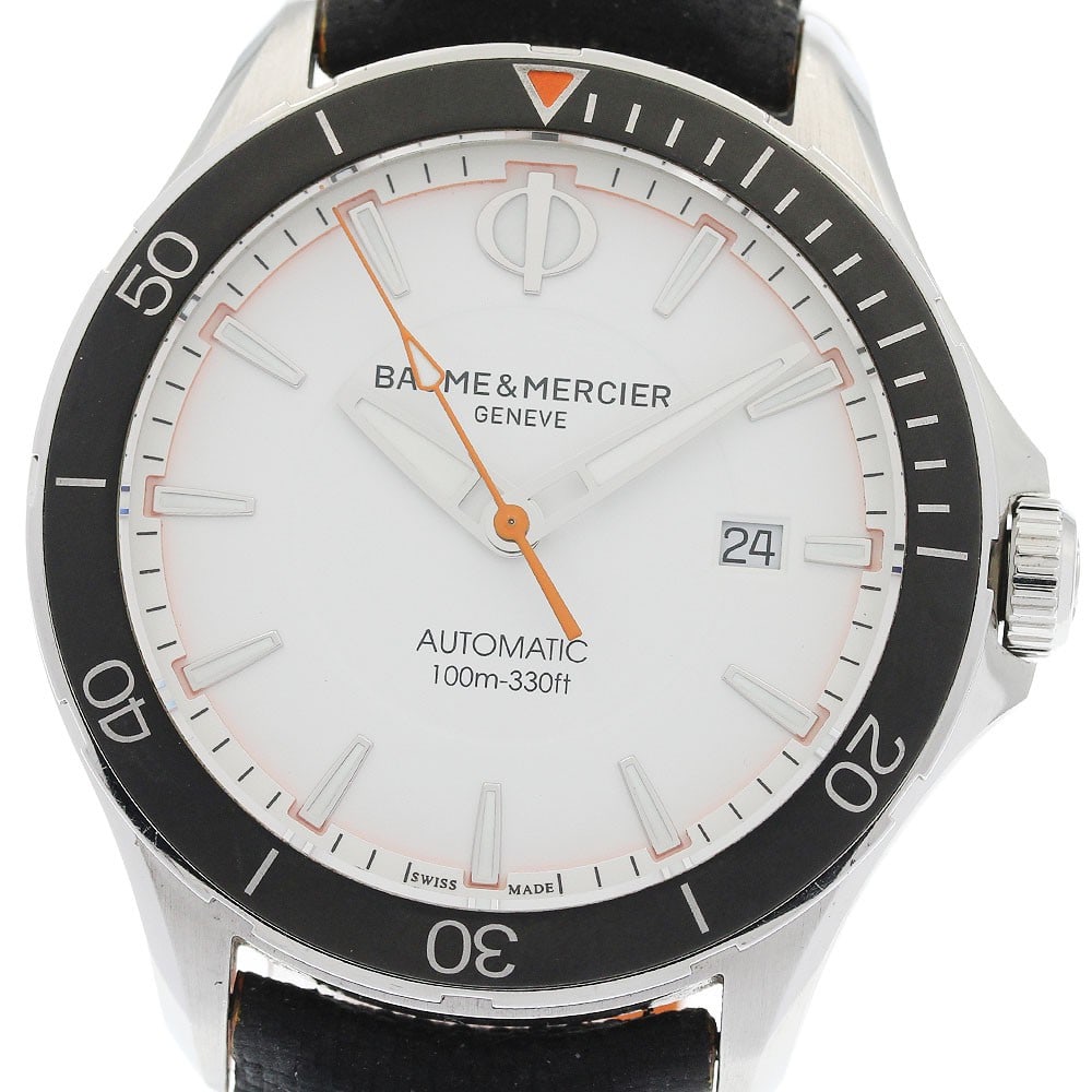 Baume Mercier Clifton Club Date Automatic Men's Wristwatch Japan: Baume Mercier Clifton Club Date Automatic Men's Wristwatch Japan This Baume & Mercier Clifton Club Date Automatic men's wristwatch features a classic Swiss design. It is a pre-owned timepiece, offerin