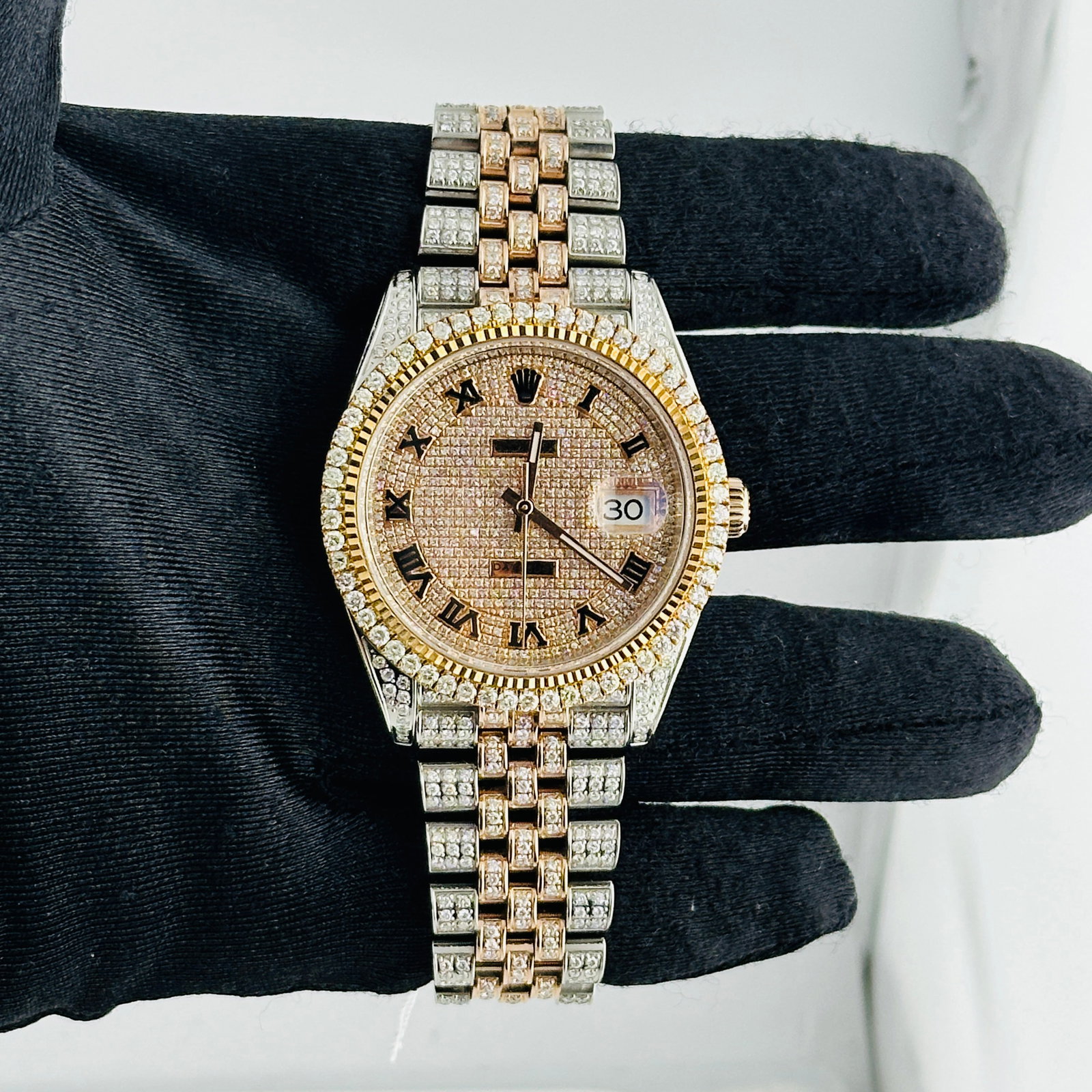 Rolex Datejust 126331 Mens Aftermarket Roman Diamond Dial Jubilee Bracelet: Rolex Datejust 126331 Mens Aftermarket Roman Diamond Dial Jubilee Bracelet This Rolex Datejust features an Aftermarket brown Roman dial and a prong-plated diamond bezel, paired with an iced out origin