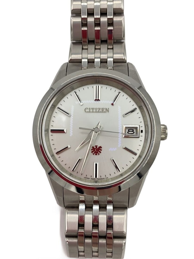 Citizen The Citizen AQ4100-57A Quartz Men's Wristwatch: Citizen The Citizen AQ4100-57A Quartz Men's Wristwatch This CITIZEN The Citizen Quartz AQ4100-57A men's wristwatch features a classic design with a stainless steel case and band. Sourced and made in J